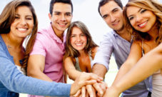 10 formas de ganar amigos y ser más popular